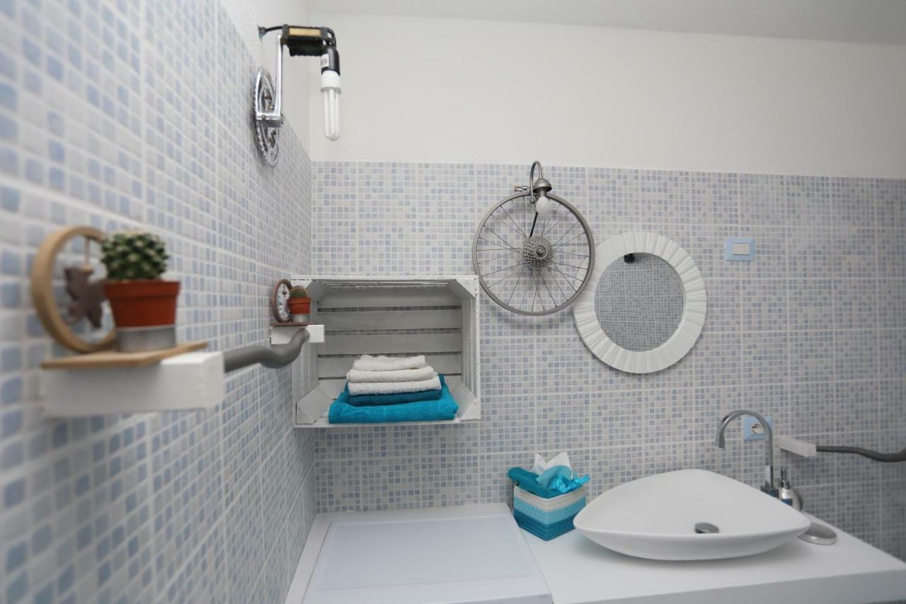 Casa Del Cicloturista Apartment Santadi Екстериор снимка